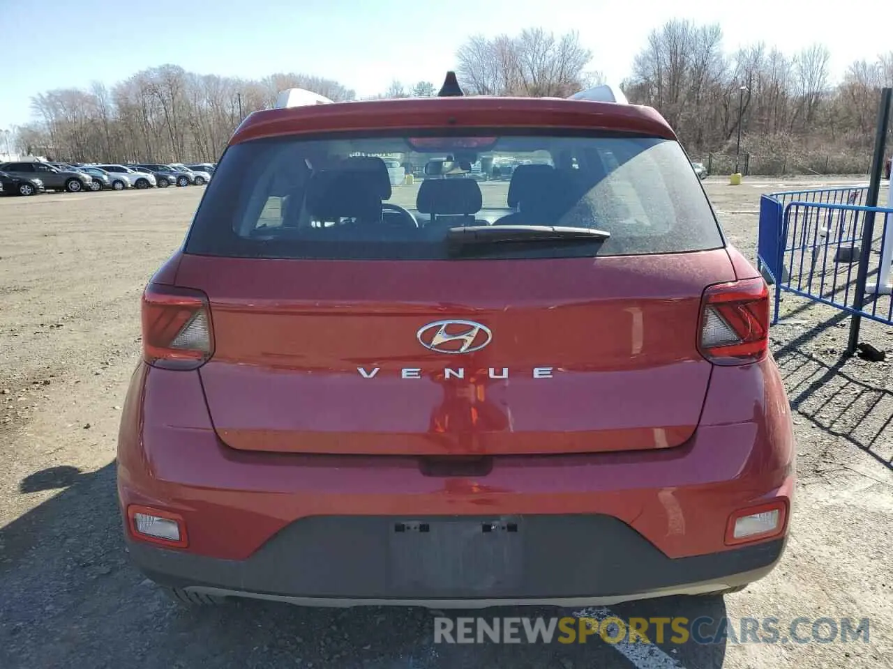 6 fotografías del automóvil dañado KMHRC8A39MU126244 HYUNDAI VENUE 2021