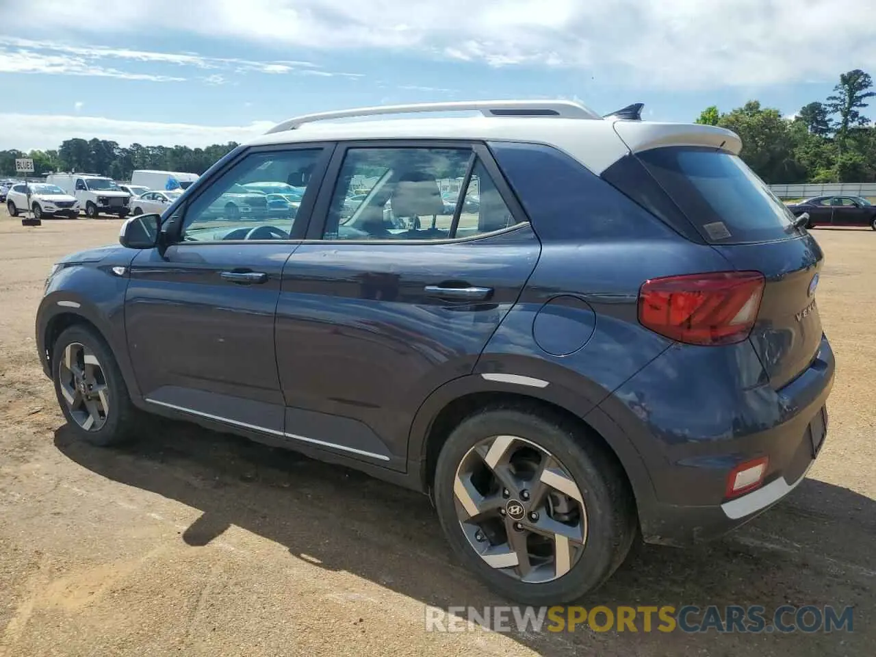 2 fotografías del automóvil dañado KMHRC8A3XMU108514 HYUNDAI VENUE 2021