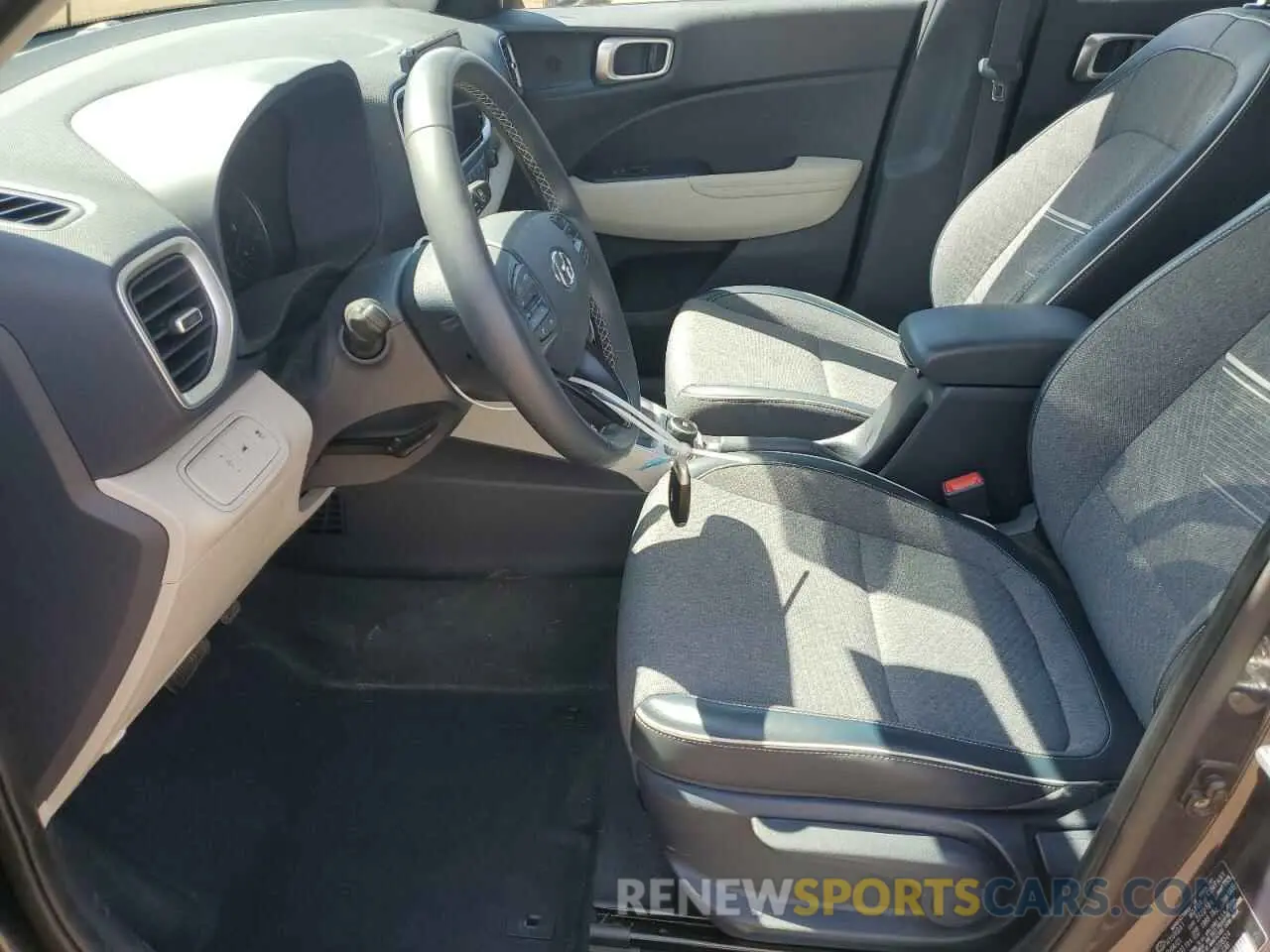 7 fotografías del automóvil dañado KMHRC8A3XMU108514 HYUNDAI VENUE 2021