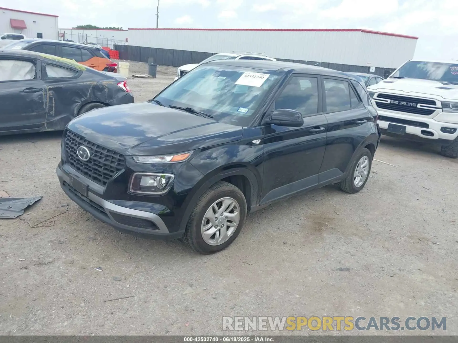 2 fotografías del automóvil dañado KMHRB8A31NU160599 HYUNDAI VENUE 2022
