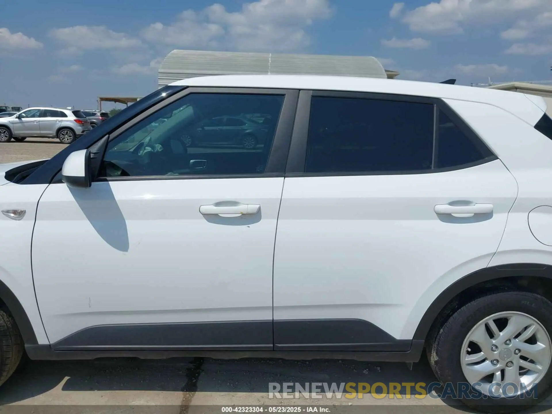 14 fotografías del automóvil dañado KMHRB8A32NU153287 HYUNDAI VENUE 2022
