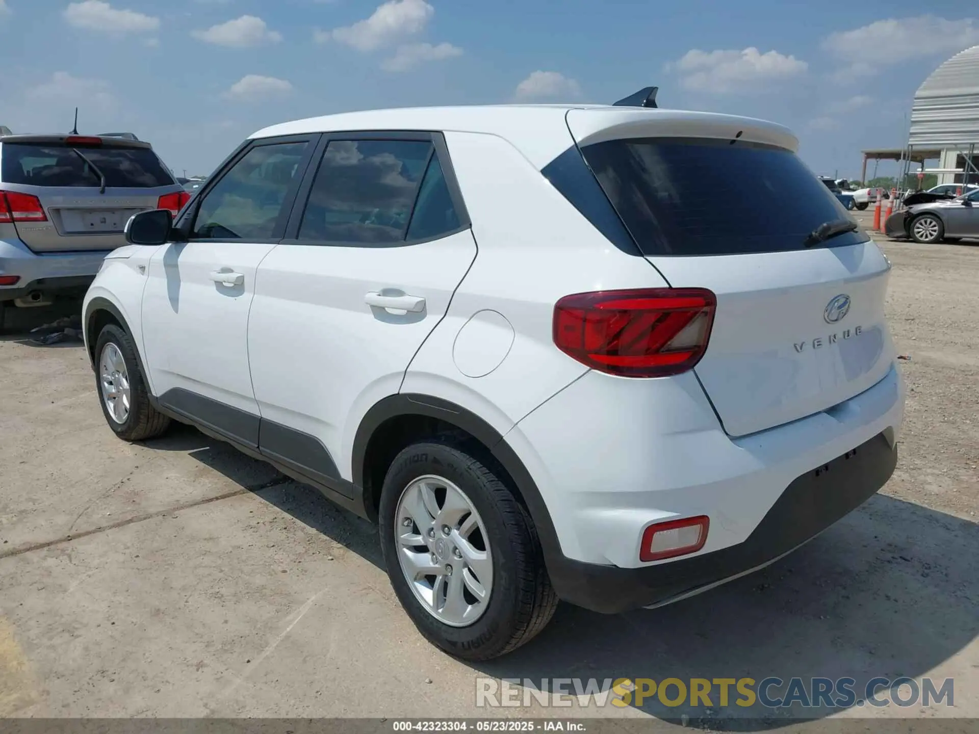 3 fotografías del automóvil dañado KMHRB8A32NU153287 HYUNDAI VENUE 2022