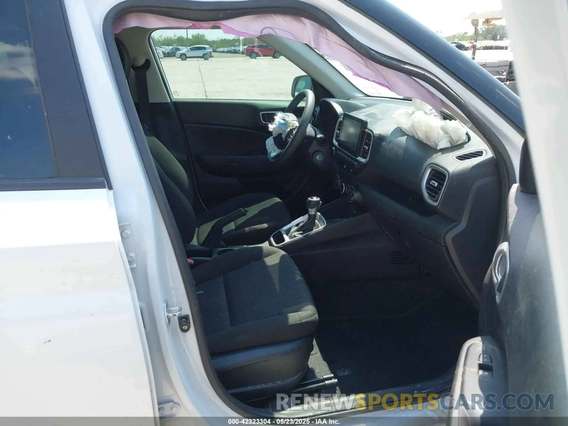 5 fotografías del automóvil dañado KMHRB8A32NU153287 HYUNDAI VENUE 2022