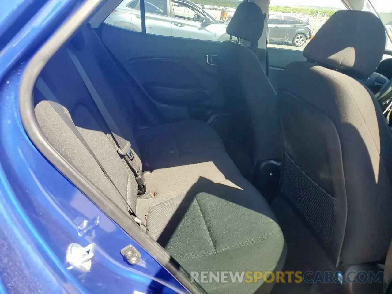 11 fotografías del automóvil dañado KMHRB8A35NU147595 HYUNDAI VENUE 2022