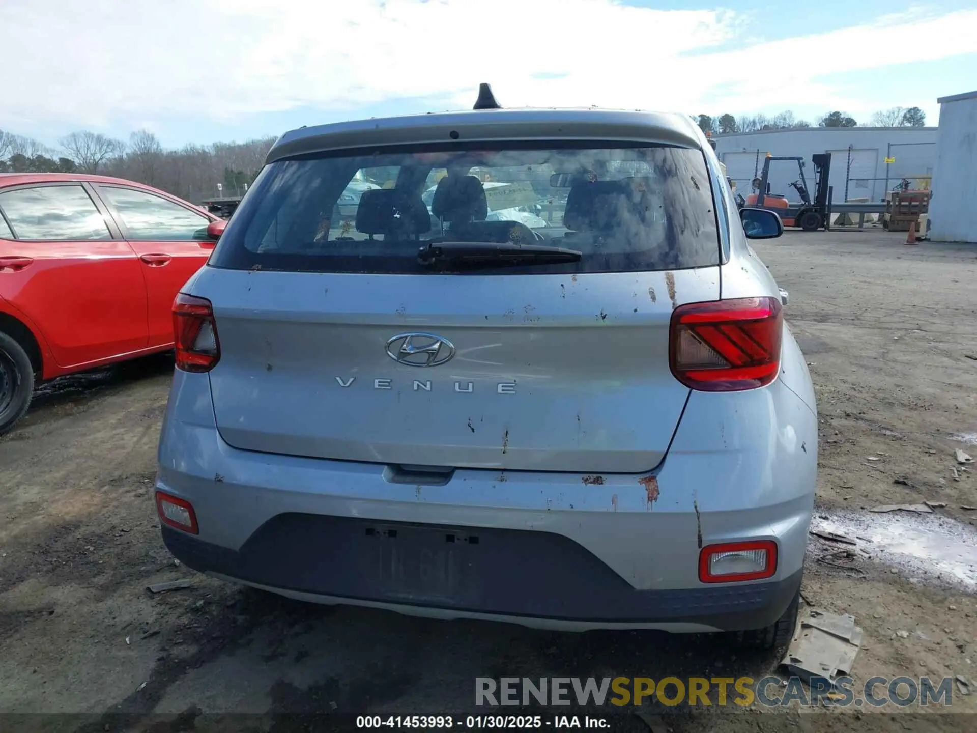 16 fotografías del automóvil dañado KMHRB8A36NU133432 HYUNDAI VENUE 2022
