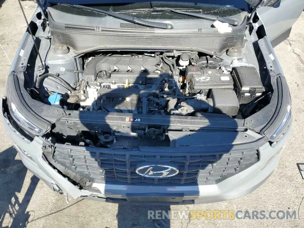 12 fotografías del automóvil dañado KMHRB8A37NU134539 HYUNDAI VENUE 2022