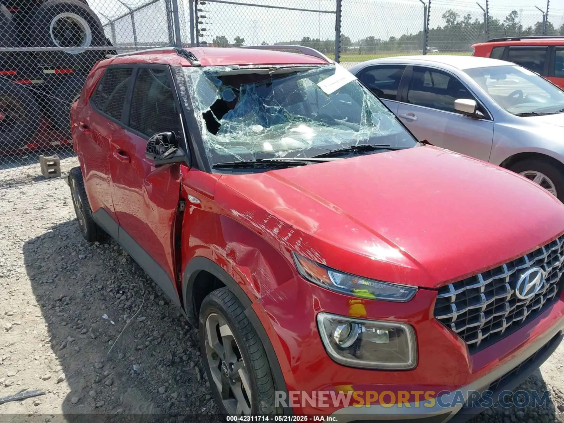 6 fotografías del automóvil dañado KMHRC8A30NU186656 HYUNDAI VENUE 2022