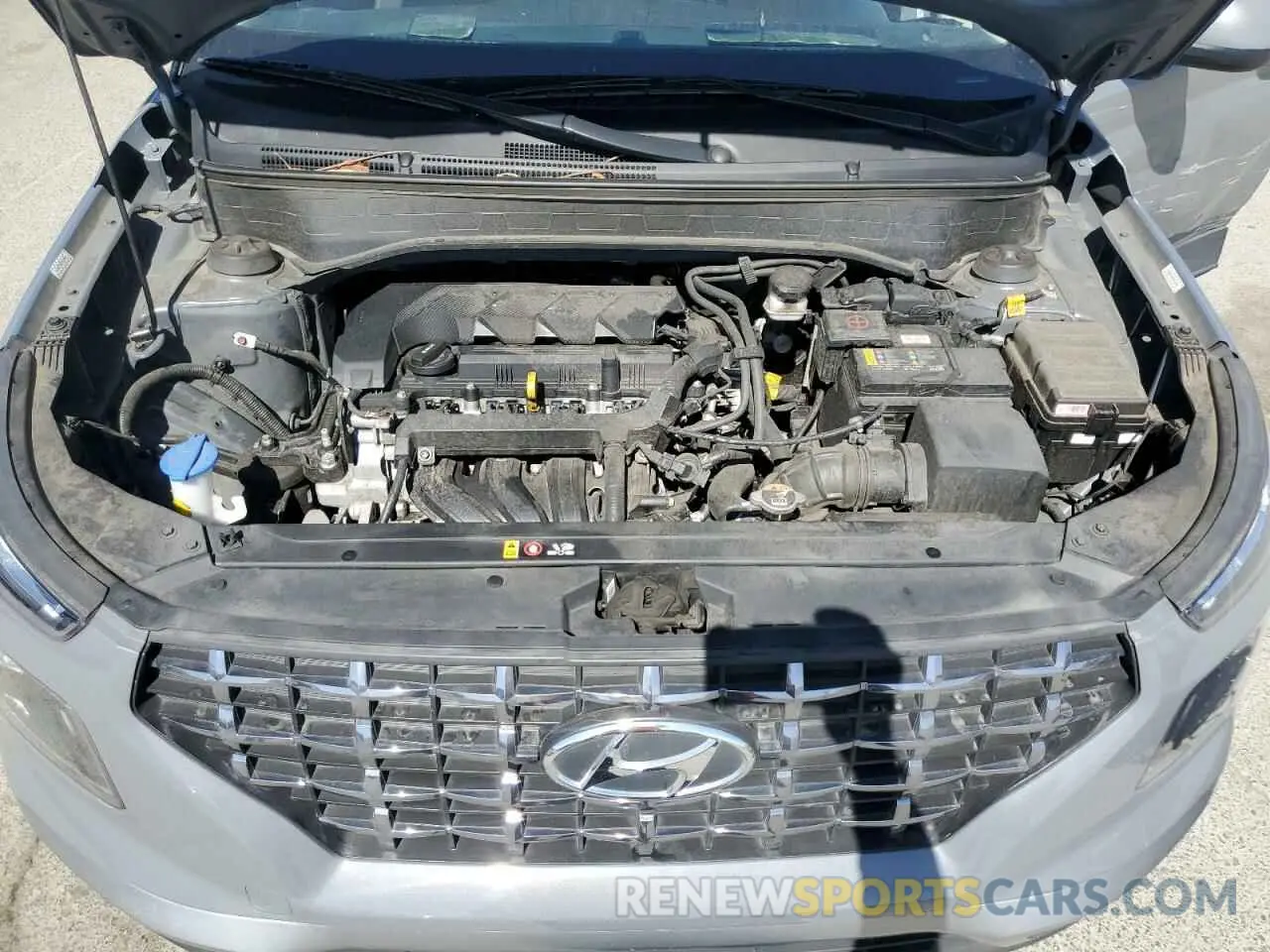 11 fotografías del automóvil dañado KMHRC8A32NU150676 HYUNDAI VENUE 2022