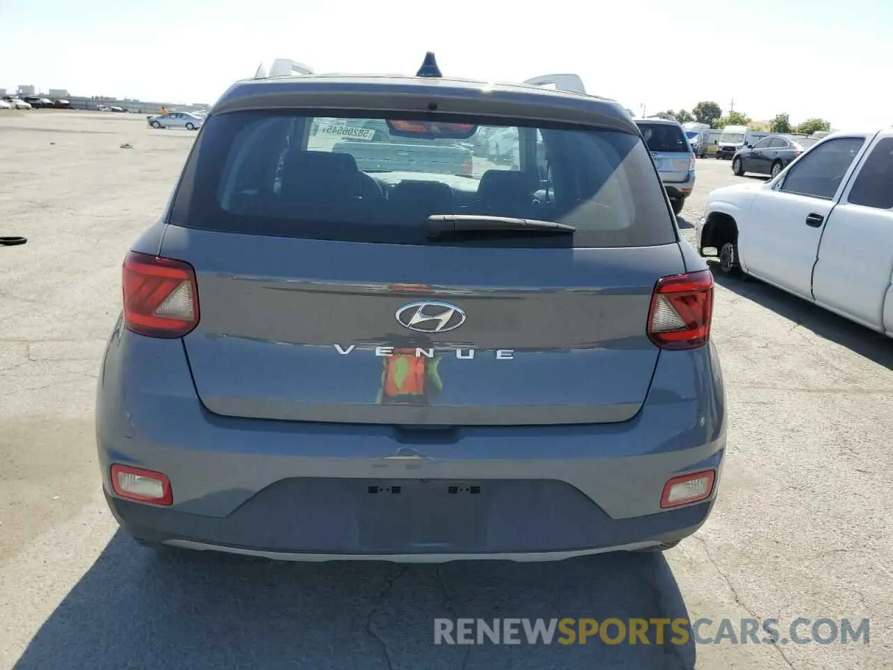 6 fotografías del automóvil dañado KMHRC8A32NU150676 HYUNDAI VENUE 2022