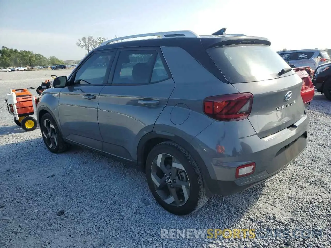2 fotografías del automóvil dañado KMHRC8A34NU199880 HYUNDAI VENUE 2022