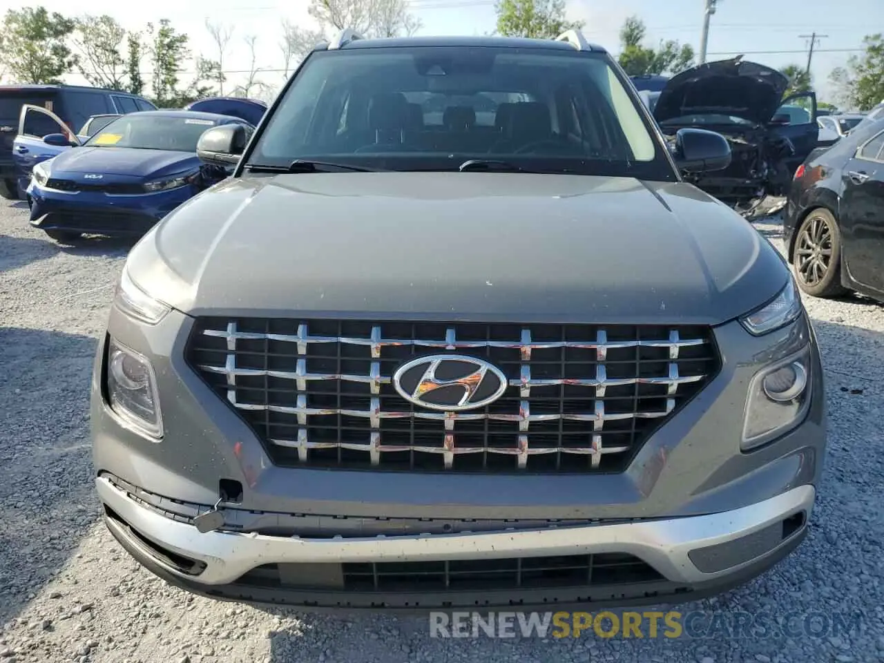 5 fotografías del automóvil dañado KMHRC8A34NU199880 HYUNDAI VENUE 2022