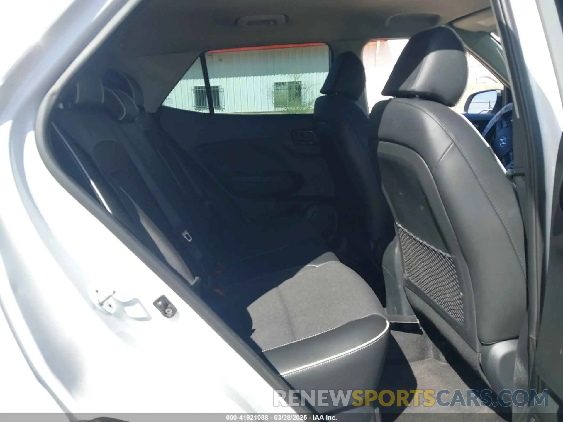 8 fotografías del automóvil dañado KMHRC8A35NU180027 HYUNDAI VENUE 2022