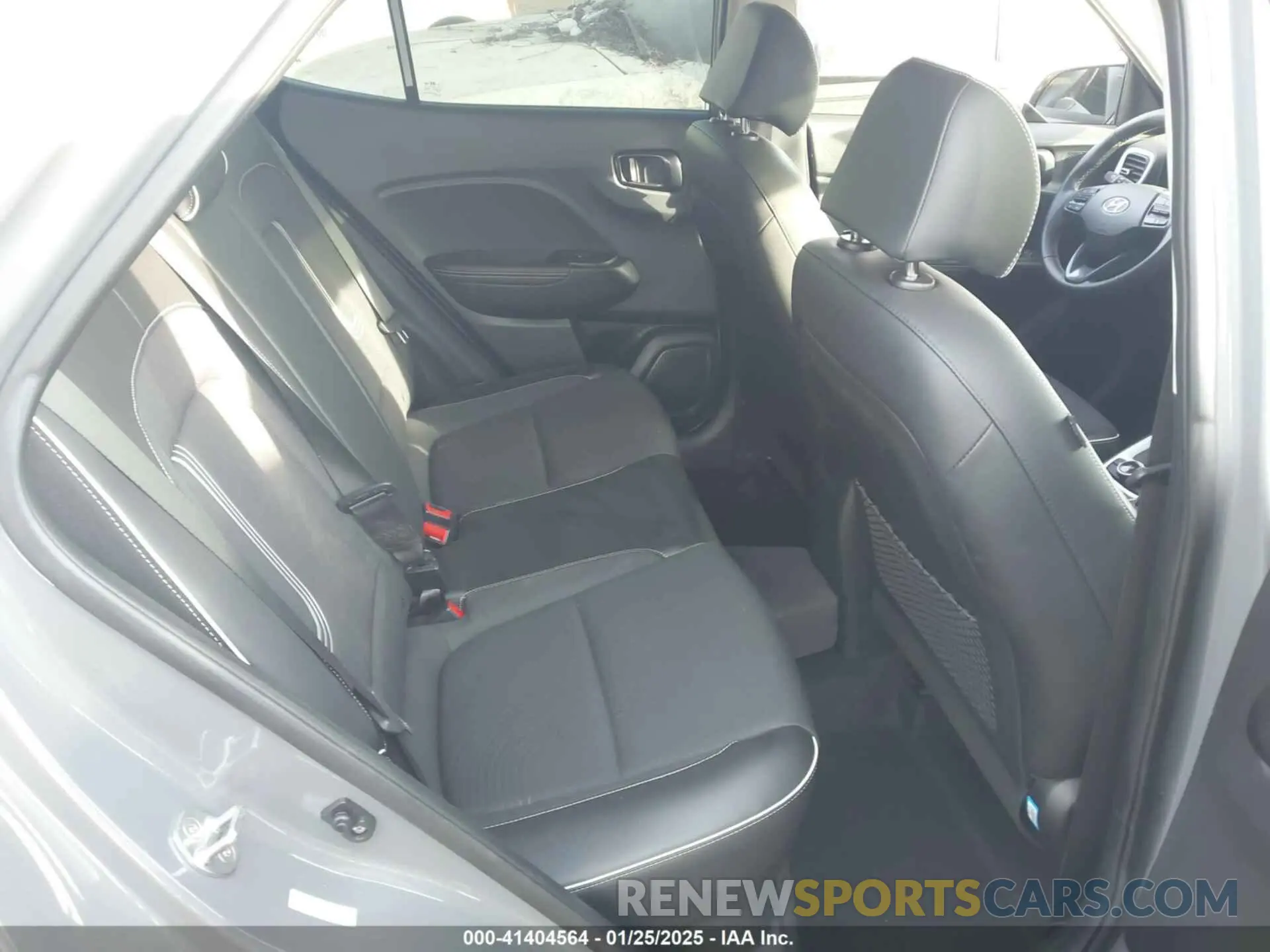 8 fotografías del automóvil dañado KMHRC8A37NU176285 HYUNDAI VENUE 2022
