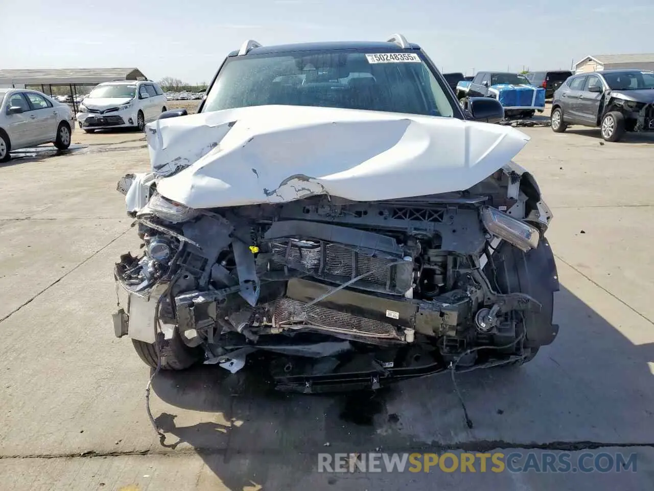 5 fotografías del automóvil dañado KMHRC8A3XNU167967 HYUNDAI VENUE 2022