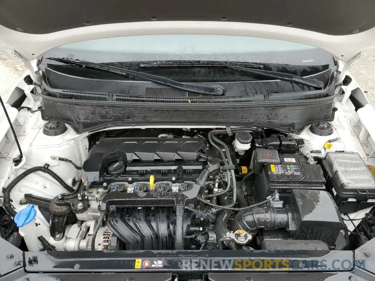 12 fotografías del automóvil dañado KMHRC8A3XNU184803 HYUNDAI VENUE 2022