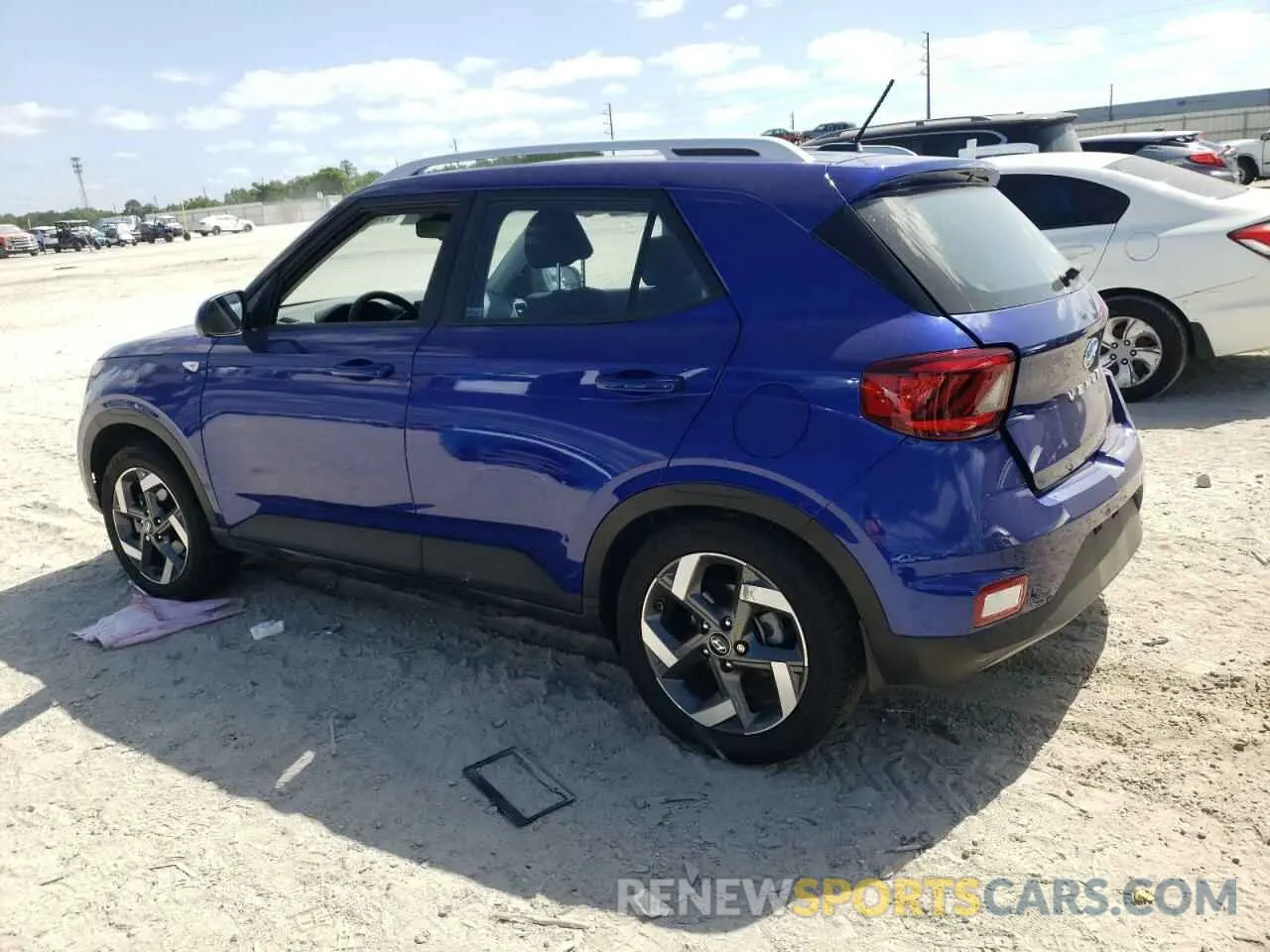 2 fotografías del automóvil dañado KMHRC8A30PU221599 HYUNDAI VENUE 2023