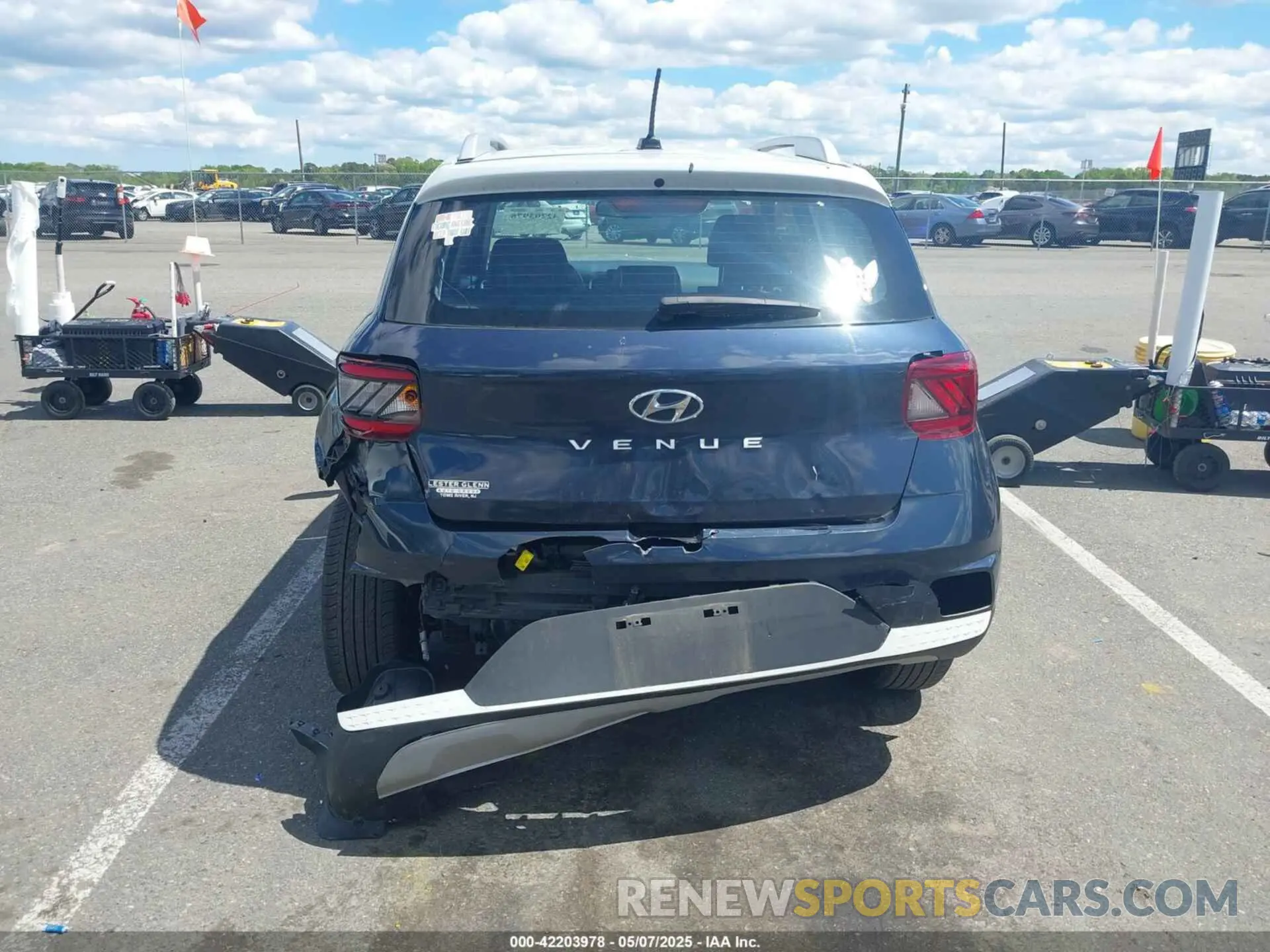 6 fotografías del automóvil dañado KMHRC8A31PU231994 HYUNDAI VENUE 2023