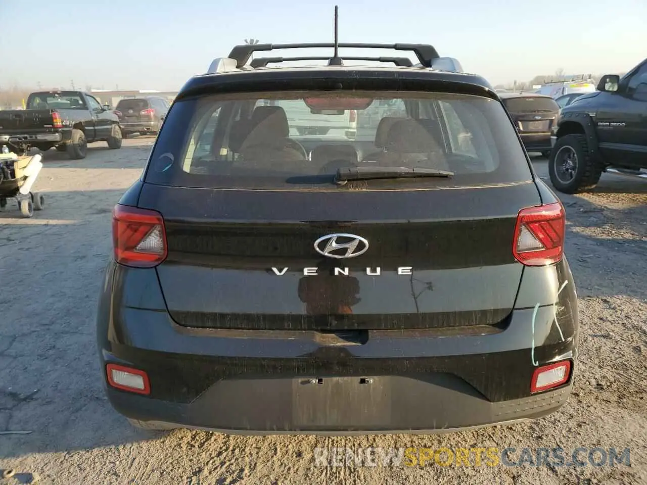 6 fotografías del automóvil dañado KMHRC8A32PU222396 HYUNDAI VENUE 2023