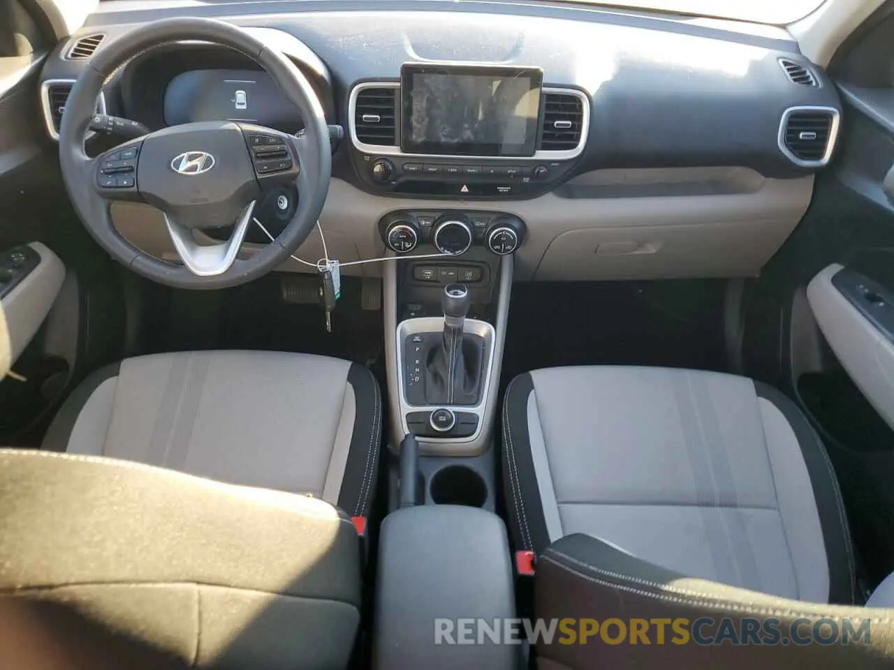 8 fotografías del automóvil dañado KMHRC8A33PU209818 HYUNDAI VENUE 2023