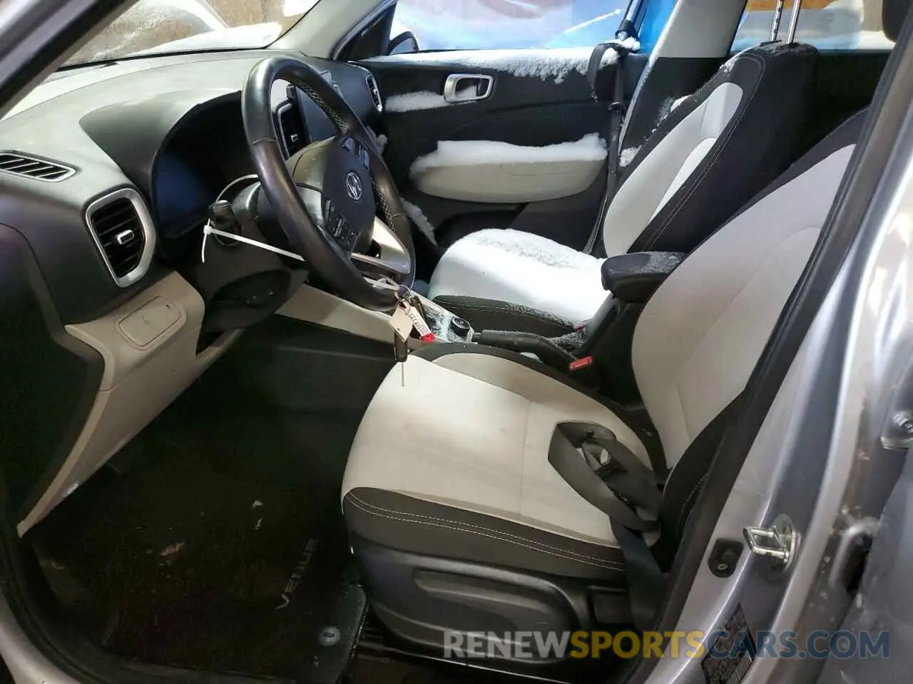 7 fotografías del automóvil dañado KMHRC8A33PU212167 HYUNDAI VENUE 2023