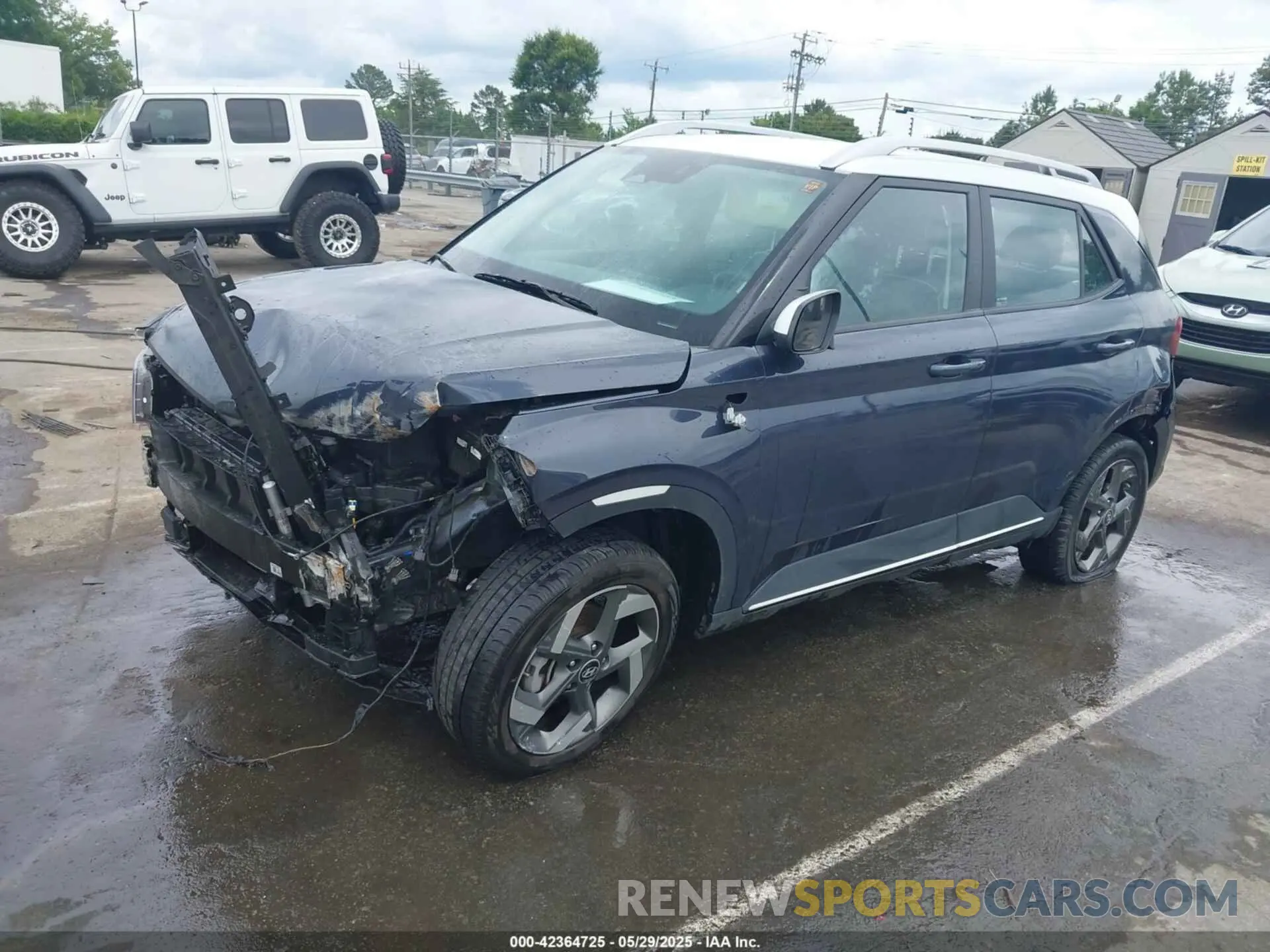 2 fotografías del automóvil dañado KMHRC8A34PU248191 HYUNDAI VENUE 2023