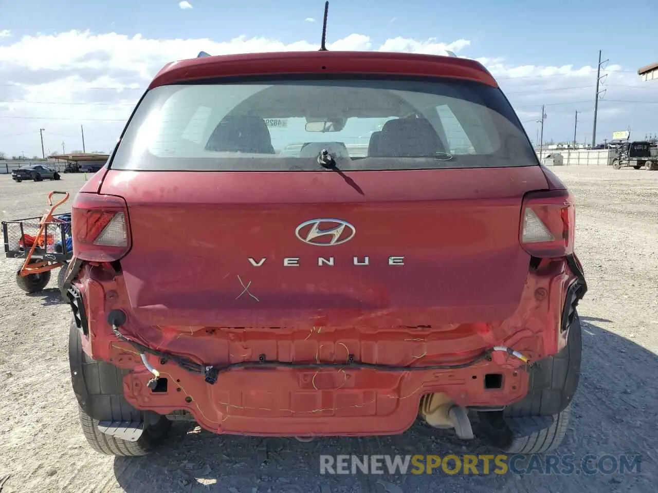 6 fotografías del automóvil dañado KMHRC8A35PU220965 HYUNDAI VENUE 2023