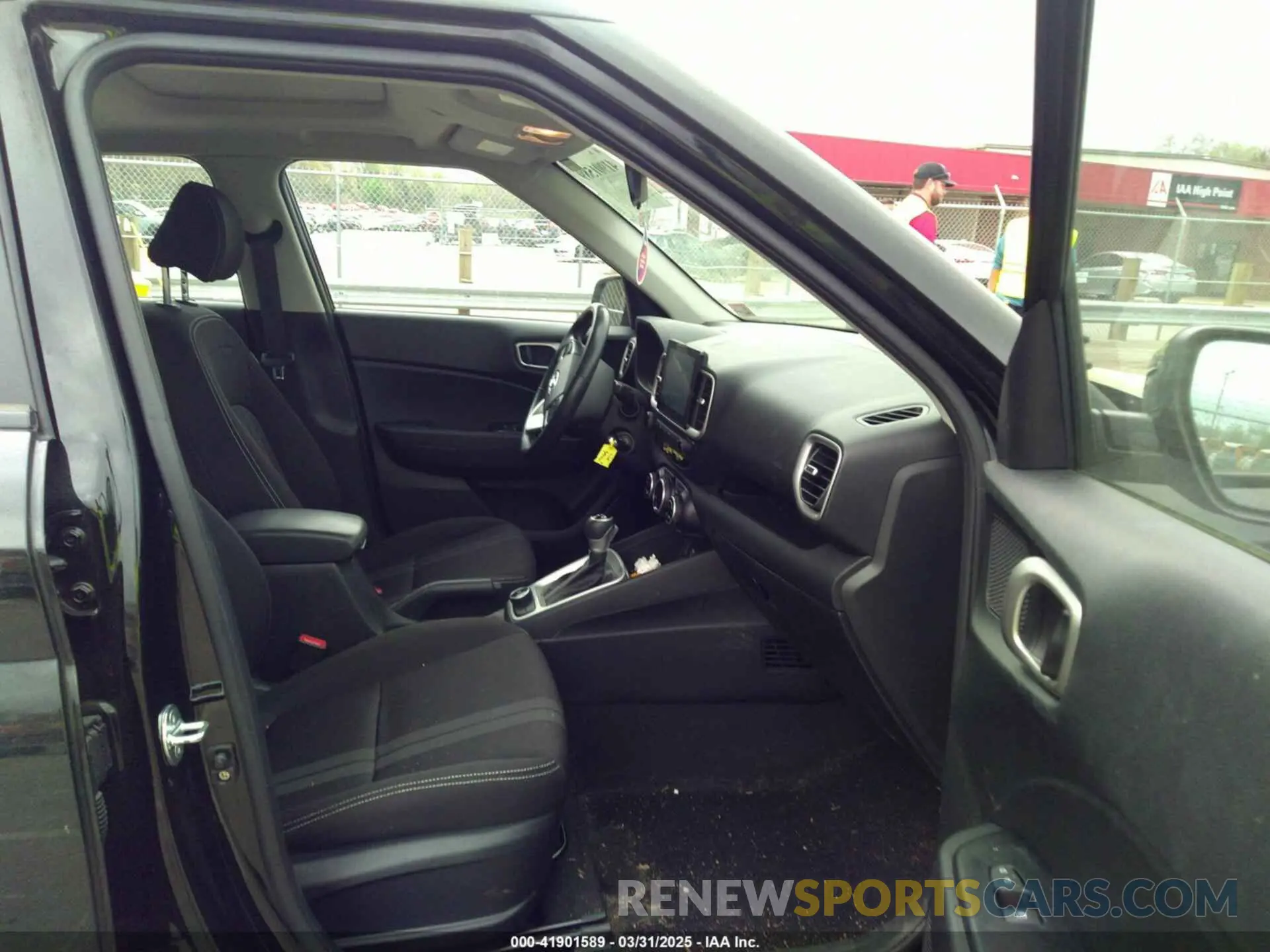 5 fotografías del automóvil dañado KMHRC8A37PU230705 HYUNDAI VENUE 2023