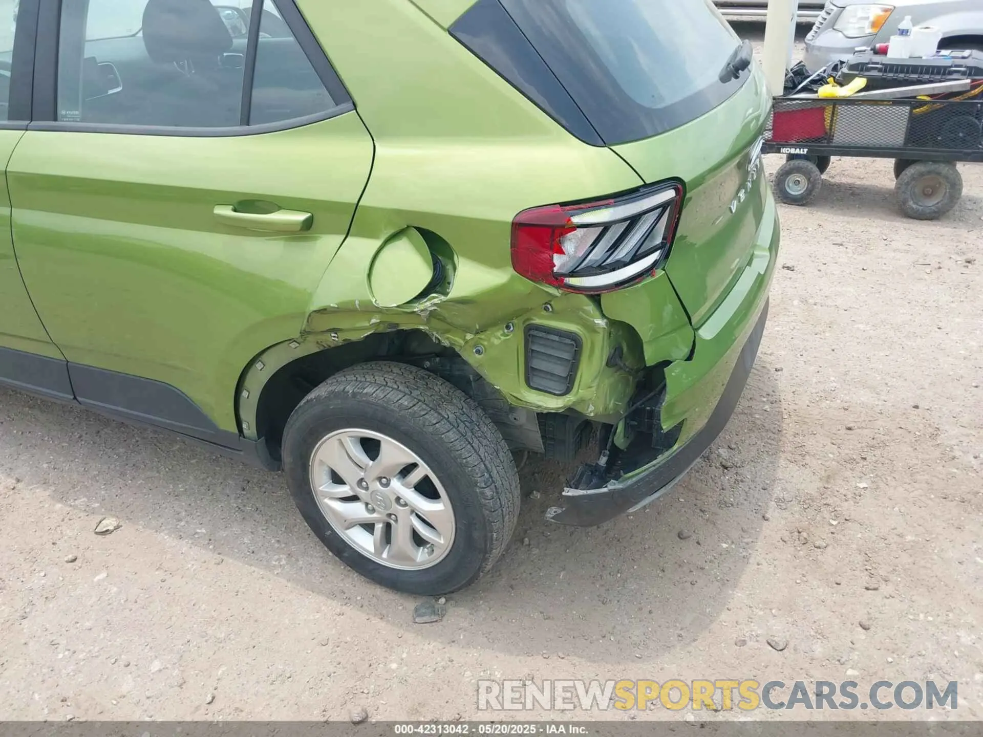 6 fotografías del automóvil dañado KMHRB8A35RU301258 HYUNDAI VENUE 2024