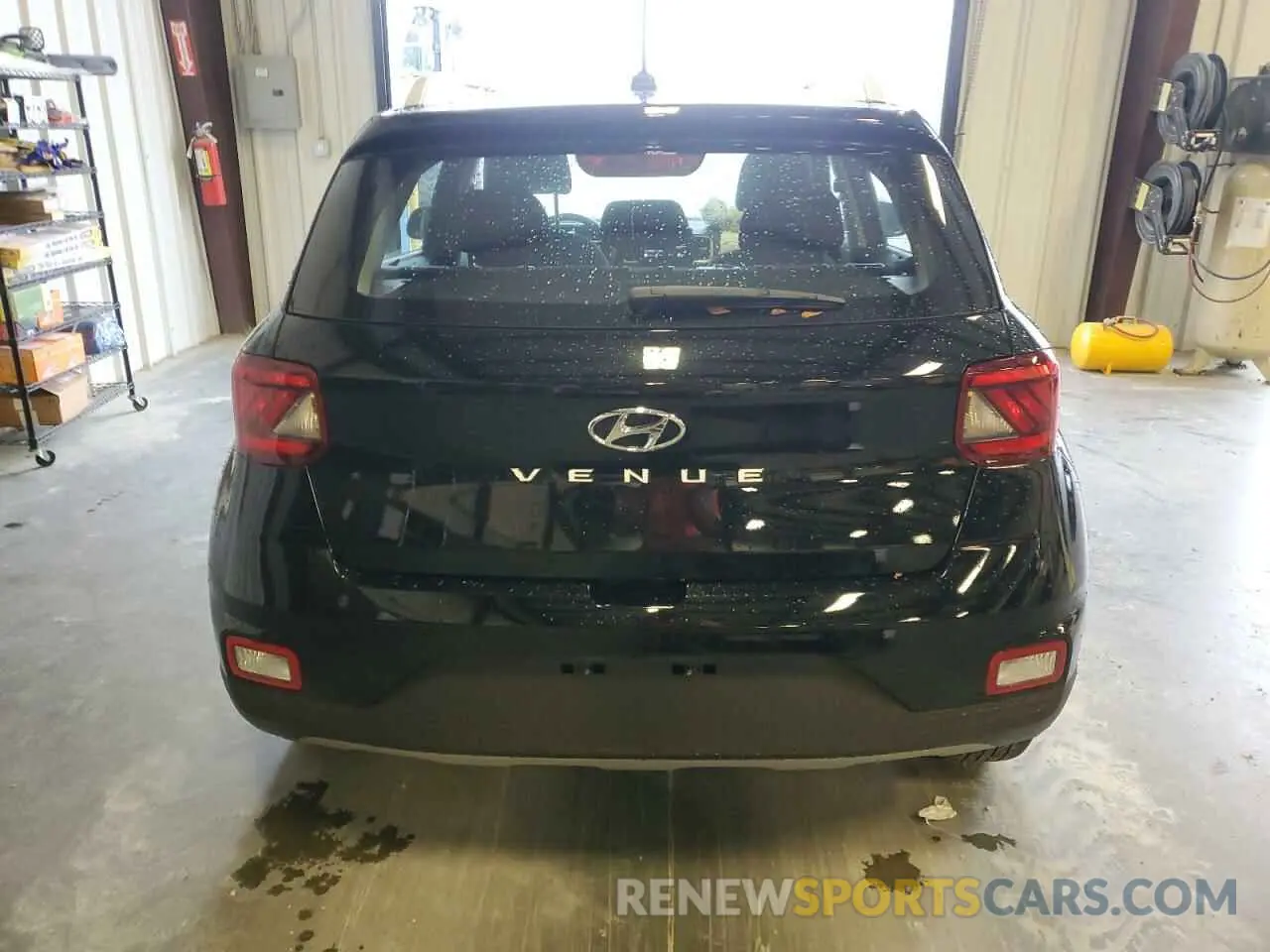 6 fotografías del automóvil dañado KMHRC8A30RU320524 HYUNDAI VENUE 2024