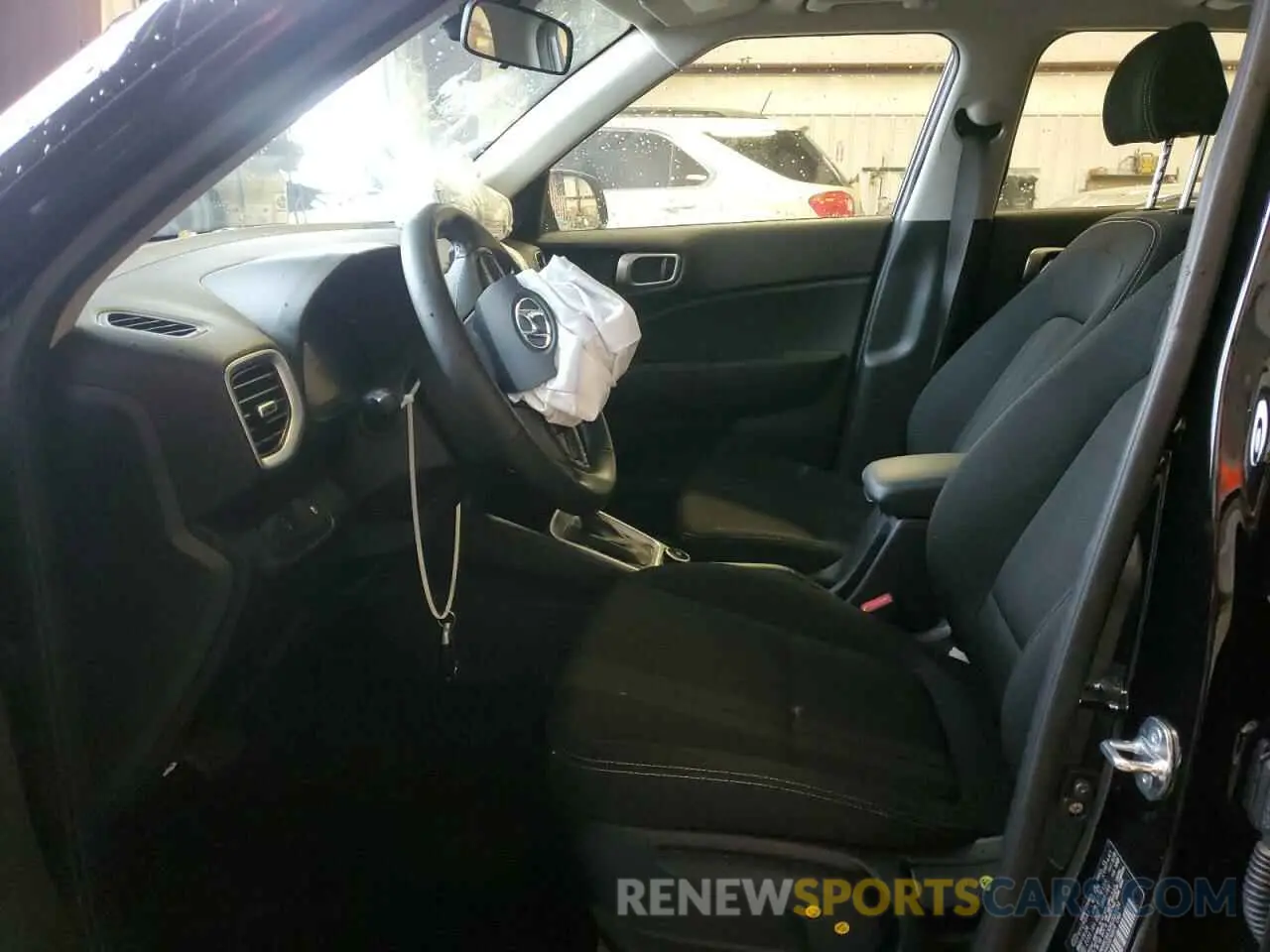 7 fotografías del automóvil dañado KMHRC8A30RU320524 HYUNDAI VENUE 2024