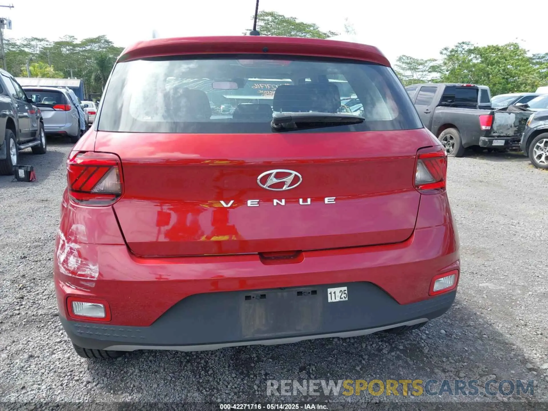 17 fotografías del automóvil dañado KMHRC8A33RU279970 HYUNDAI VENUE 2024