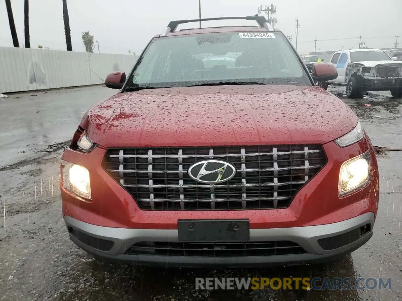 5 fotografías del automóvil dañado KMHRC8A34RU302950 HYUNDAI VENUE 2024