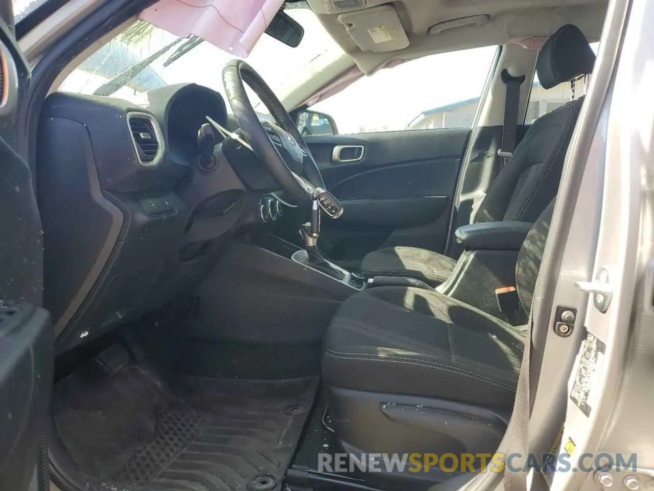 7 fotografías del automóvil dañado KMHRC8A35RU326349 HYUNDAI VENUE 2024