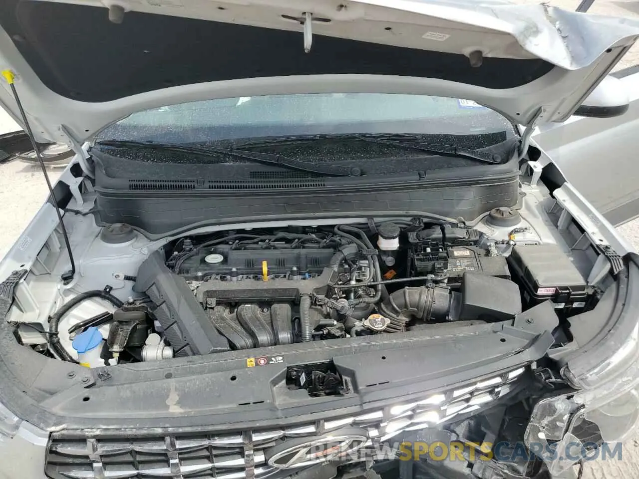12 fotografías del automóvil dañado KMHRC8A38RU288955 HYUNDAI VENUE 2024