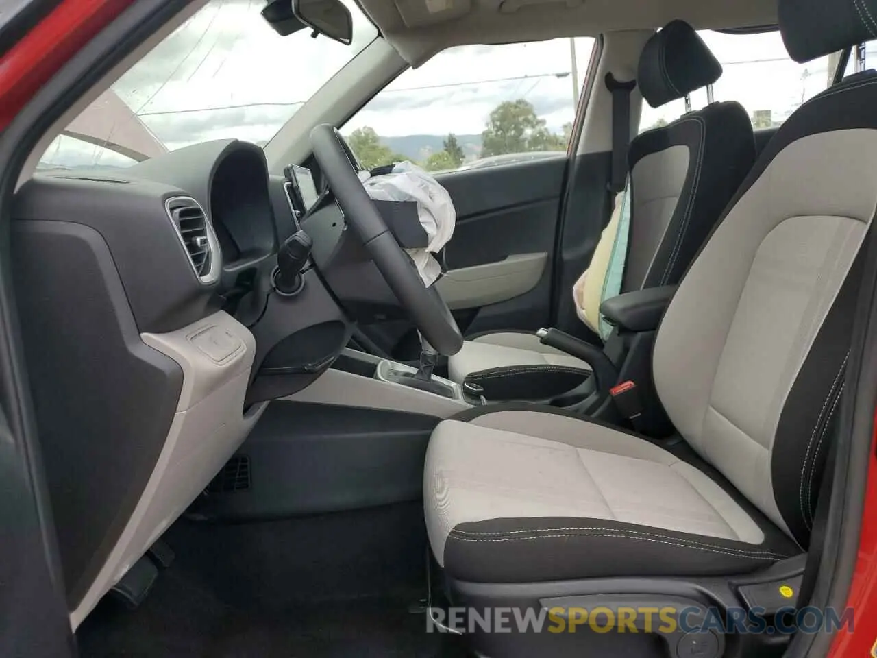 7 fotografías del automóvil dañado KMHRC8A31SU355773 HYUNDAI VENUE 2025