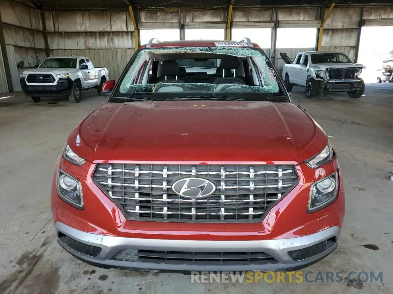 5 fotografías del automóvil dañado KMHRC8A33SU355631 HYUNDAI VENUE 2025