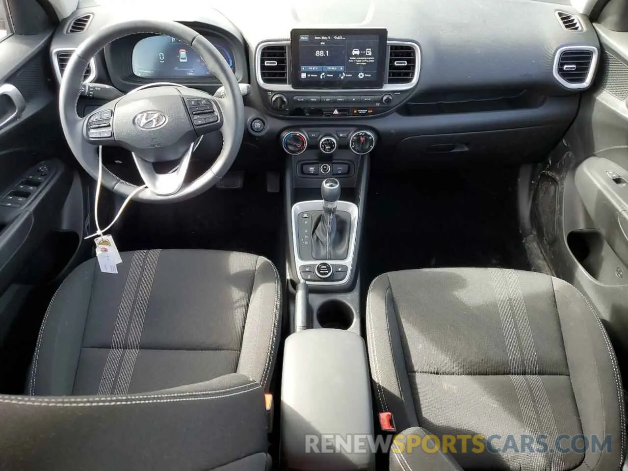 8 fotografías del automóvil dañado KMHRC8A34SU360403 HYUNDAI VENUE 2025