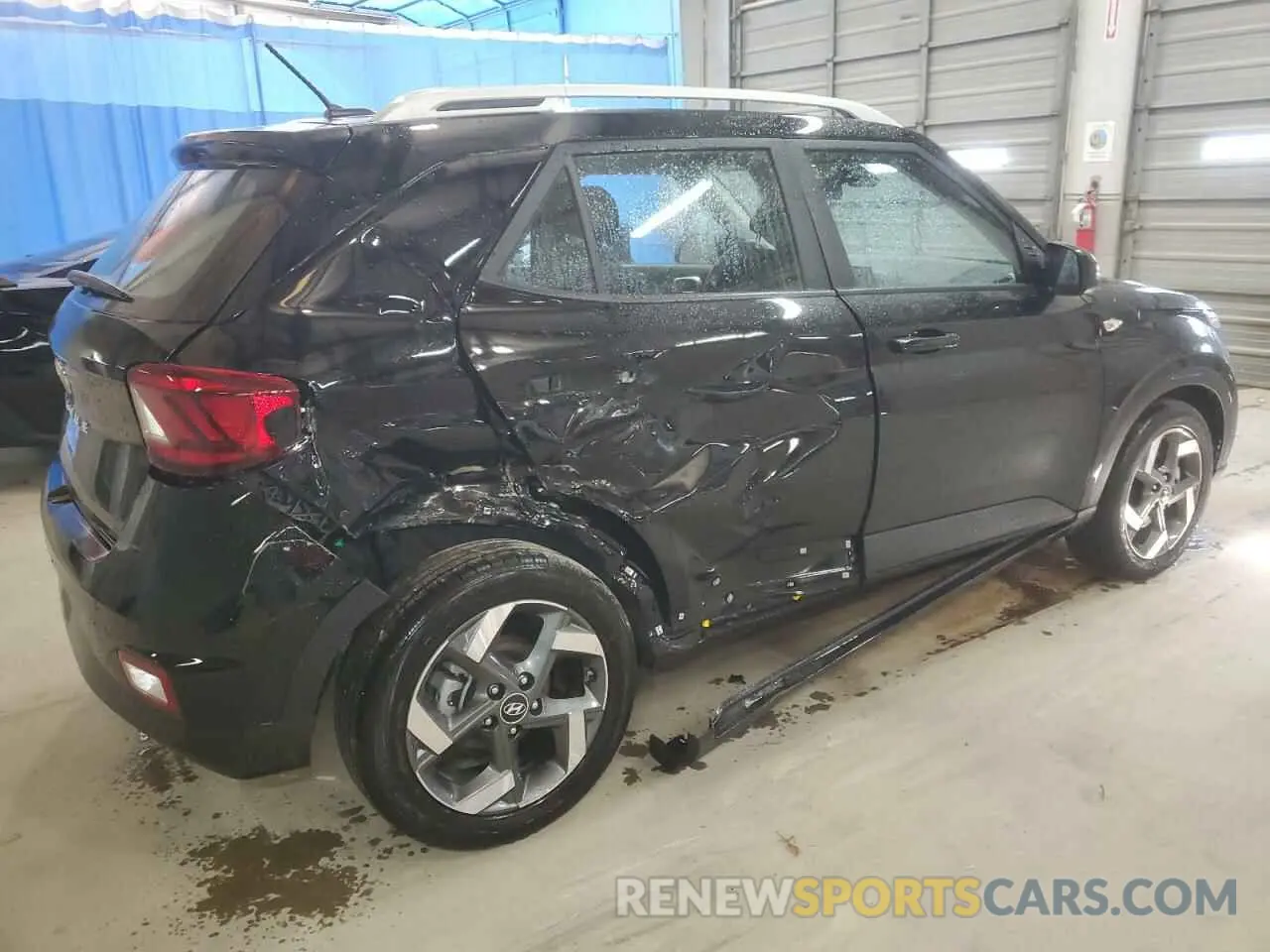 3 fotografías del automóvil dañado KMHRC8A35SU350852 HYUNDAI VENUE 2025