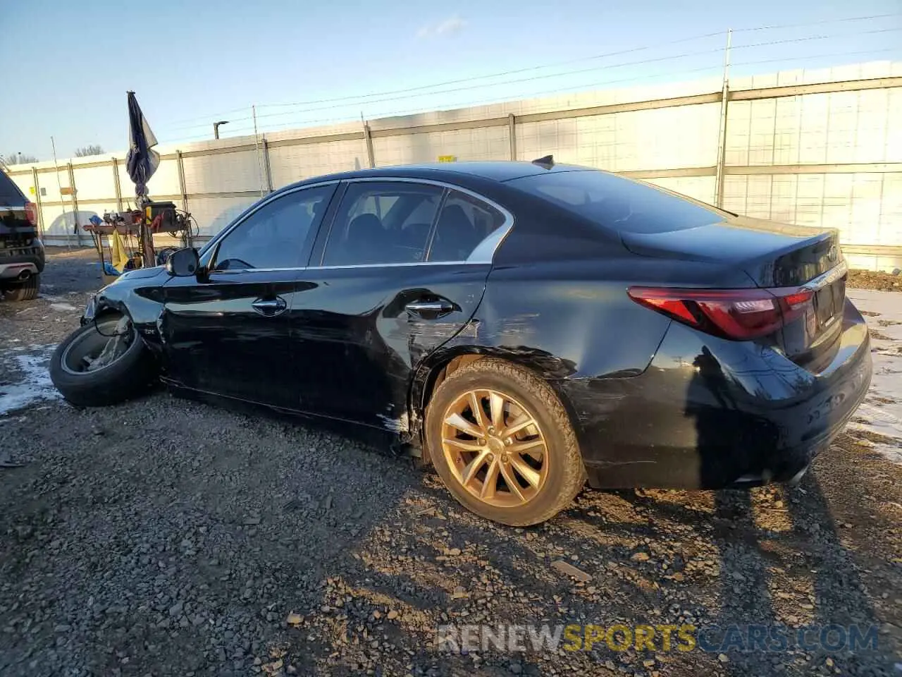 2 fotografías del automóvil dañado JN1CV7AP0KM110144 INFINITI Q50 2019