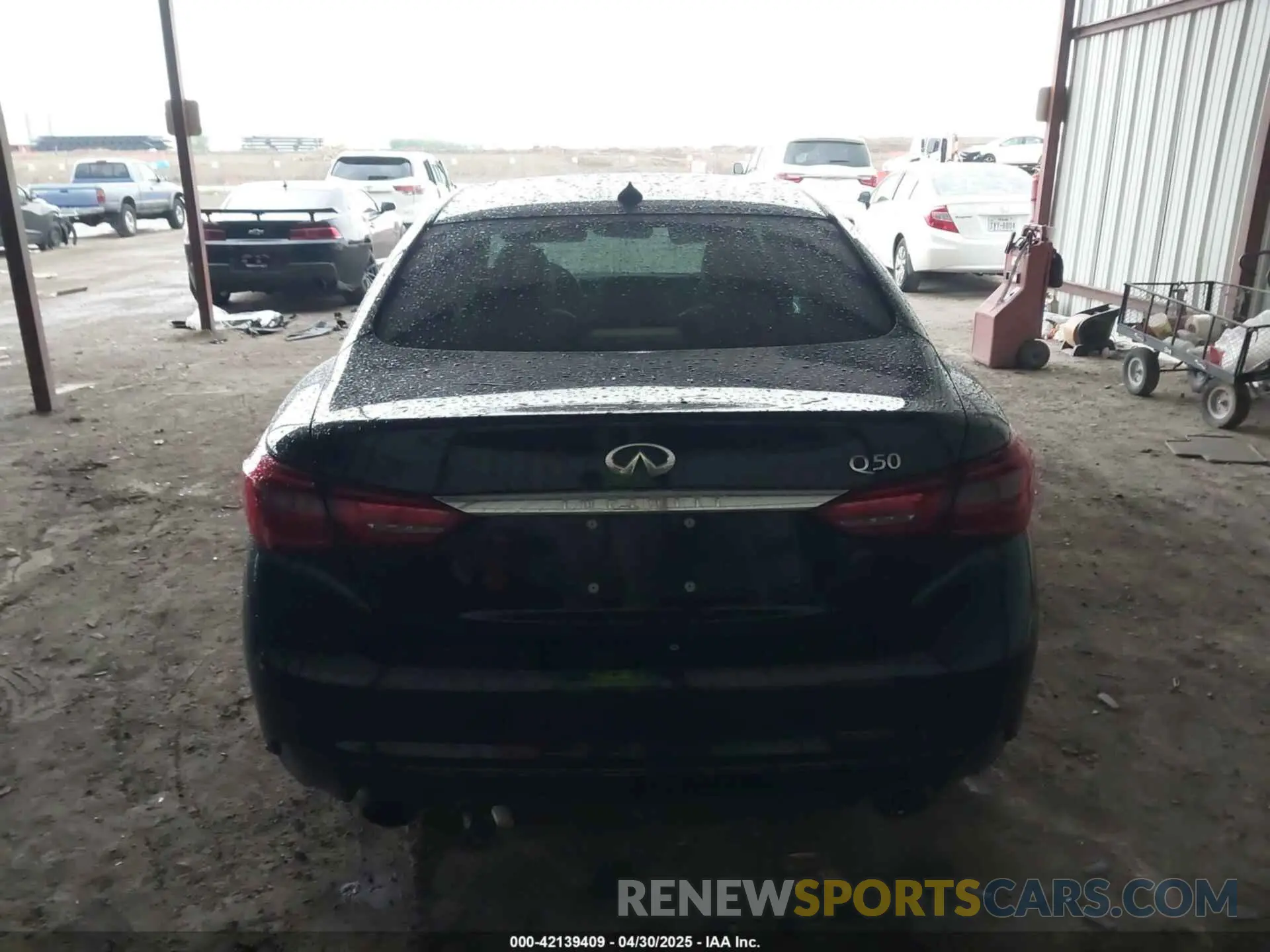 16 fotografías del automóvil dañado JN1EV7AP0KM511024 INFINITI Q50 2019