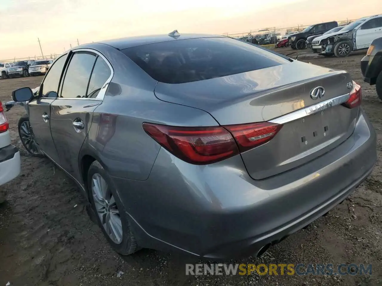 2 fotografías del automóvil dañado JN1EV7AP0KM515302 INFINITI Q50 2019