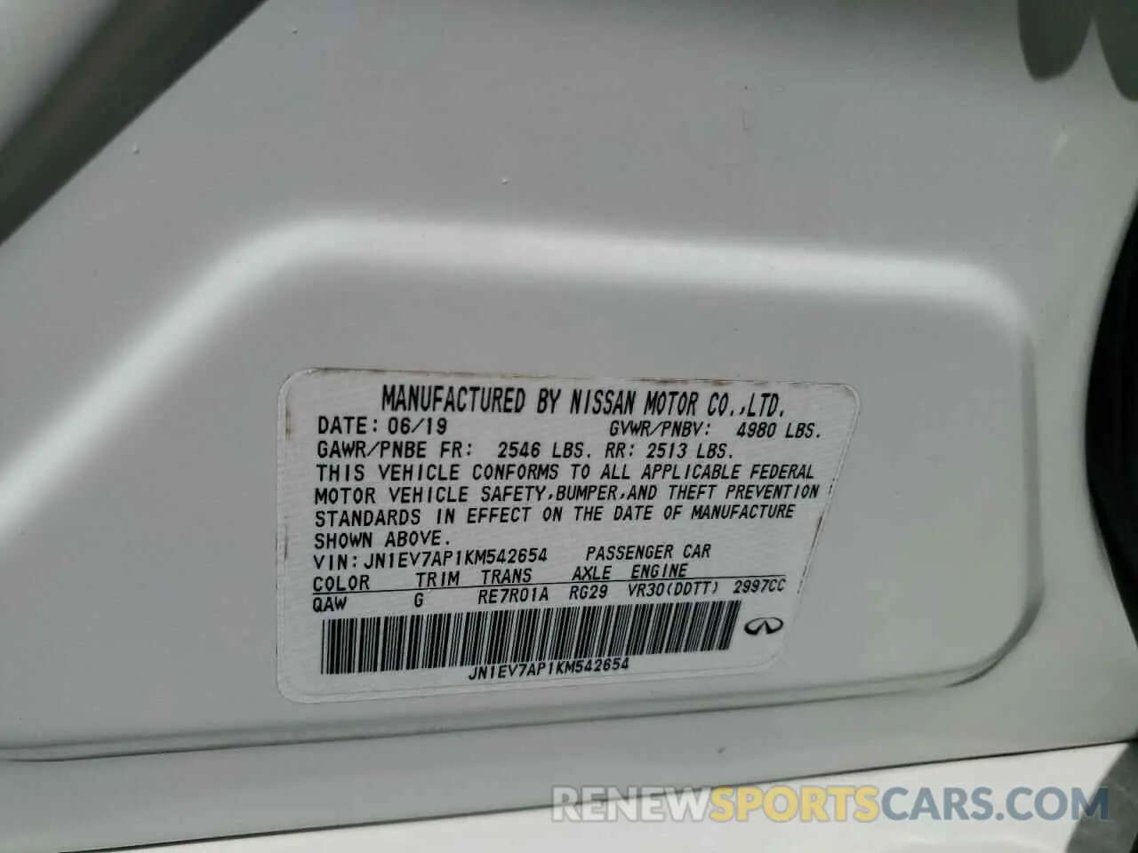 14 fotografías del automóvil dañado JN1EV7AP1KM542654 INFINITI Q50 2019