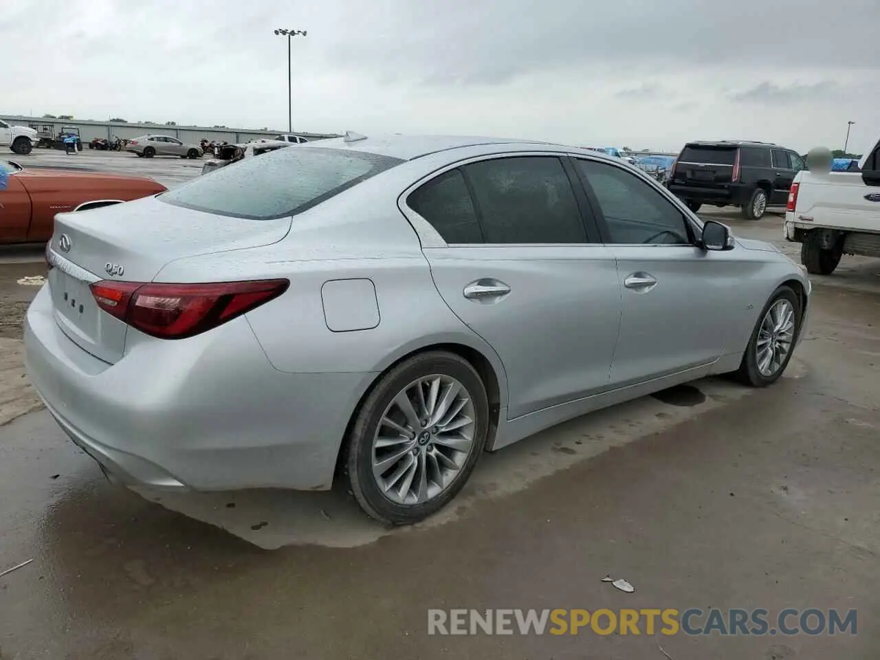 3 fotografías del automóvil dañado JN1EV7AP2KM511901 INFINITI Q50 2019