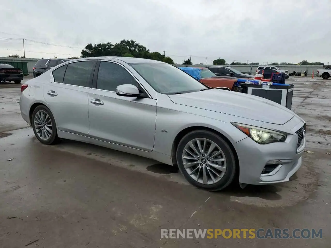 4 fotografías del automóvil dañado JN1EV7AP2KM511901 INFINITI Q50 2019
