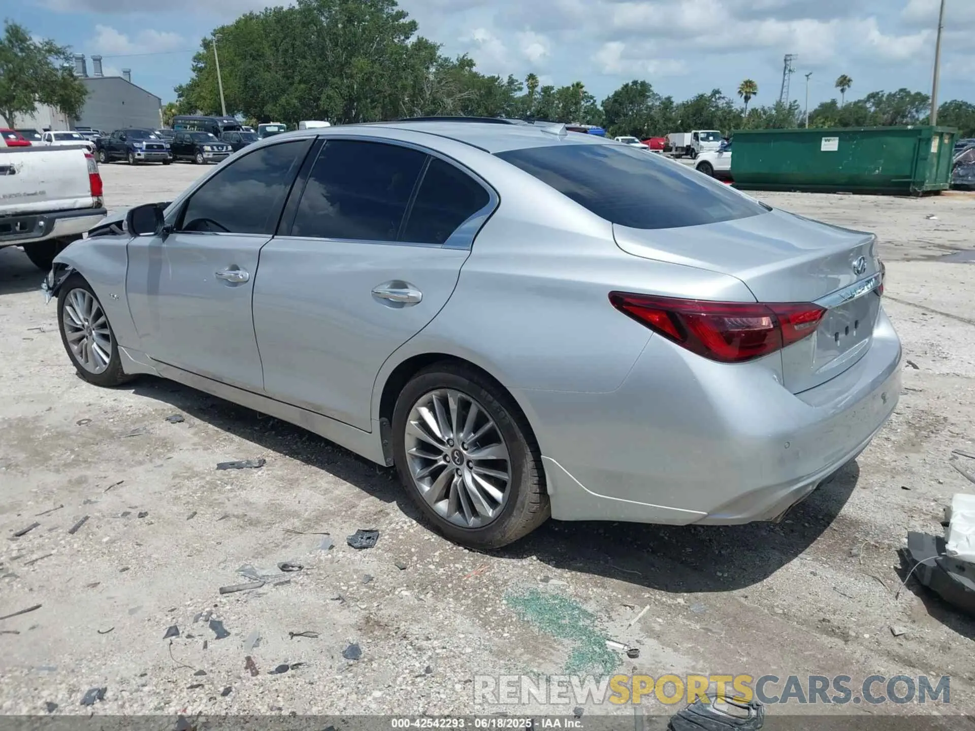 3 fotografías del automóvil dañado JN1EV7AP2KM513020 INFINITI Q50 2019