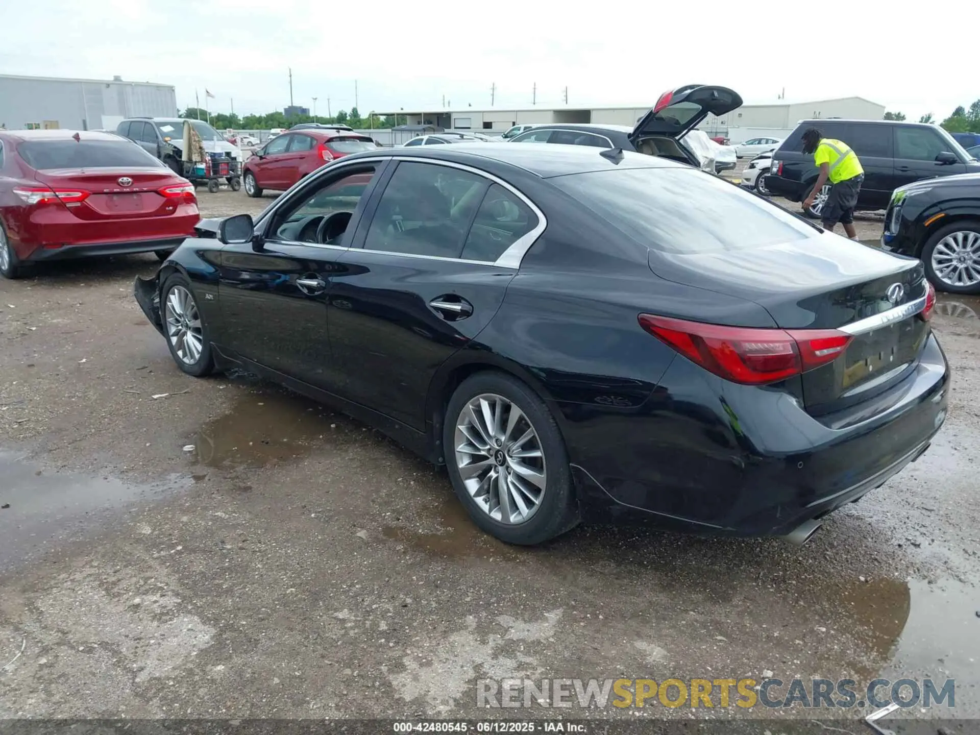 3 fotografías del automóvil dañado JN1EV7AP2KM541559 INFINITI Q50 2019