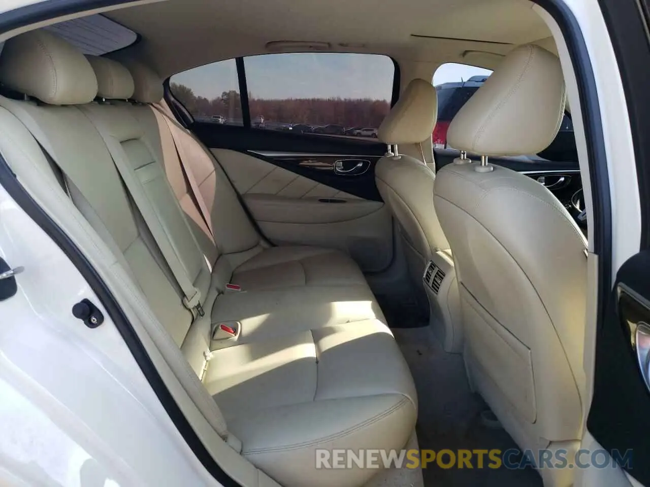 10 fotografías del automóvil dañado JN1EV7AP3KM515083 INFINITI Q50 2019