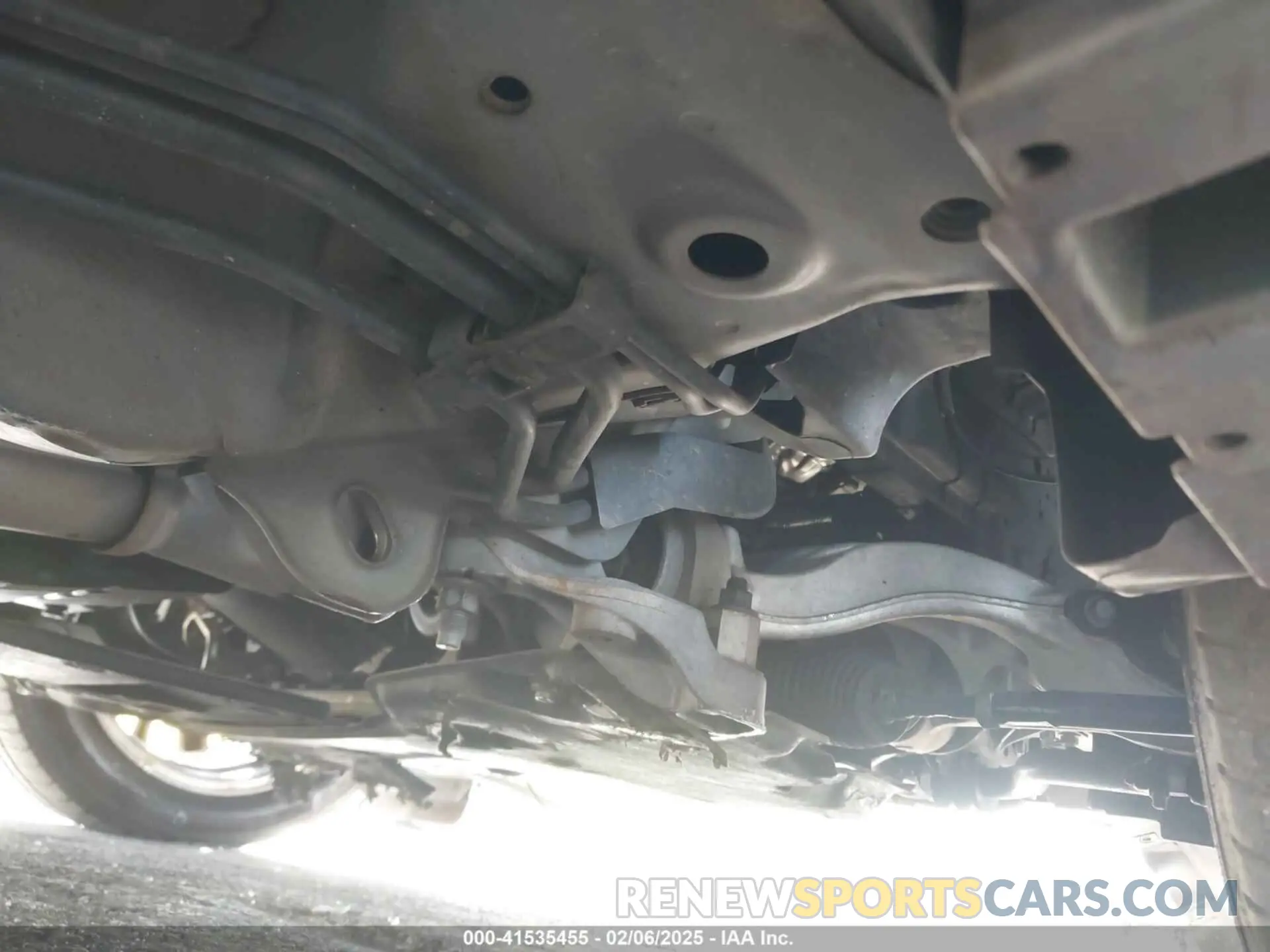 18 fotografías del automóvil dañado JN1EV7AP3KM515617 INFINITI Q50 2019