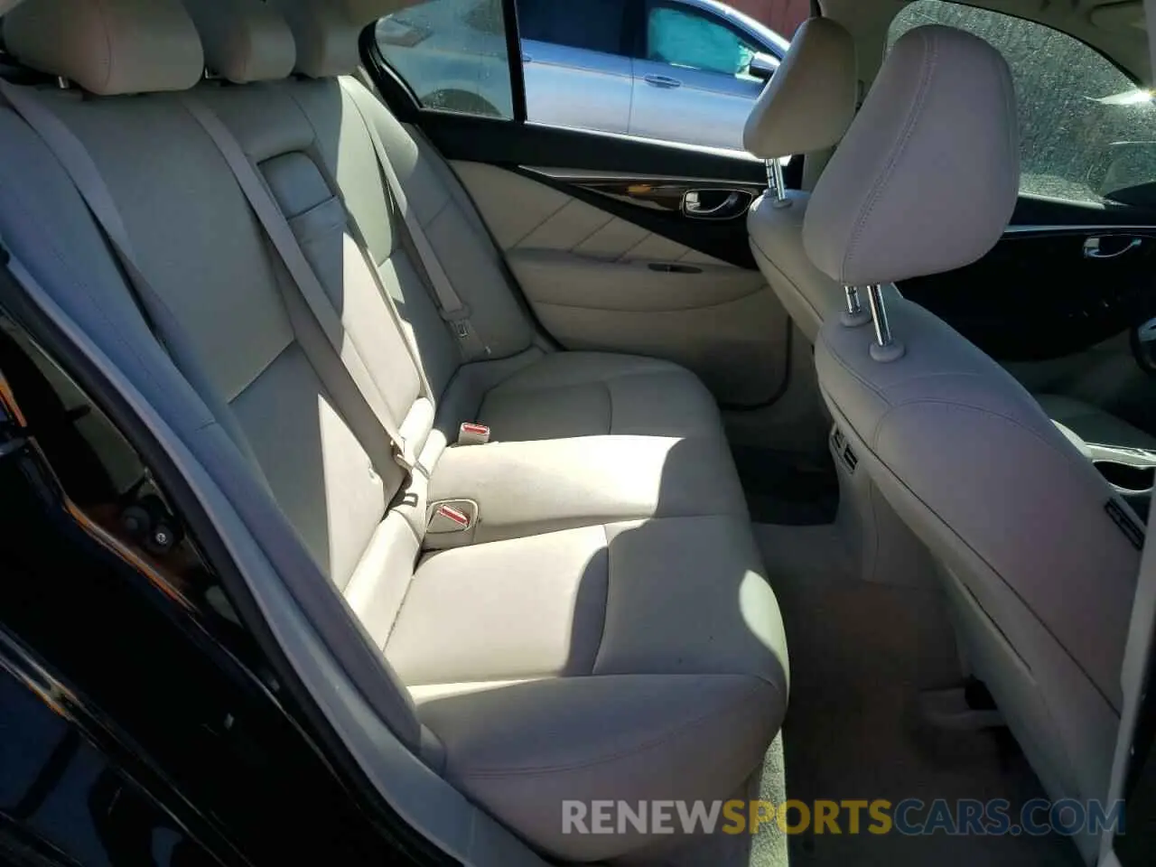 10 fotografías del automóvil dañado JN1EV7AP3KM516525 INFINITI Q50 2019