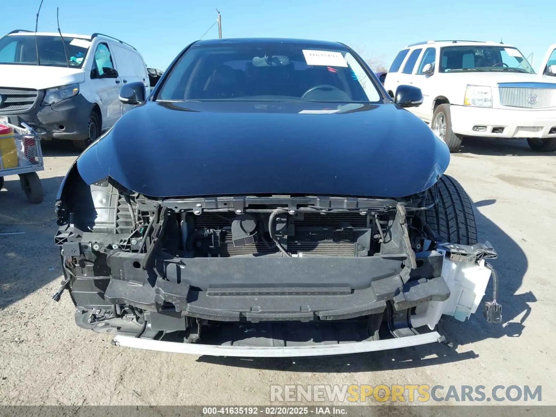 13 fotografías del automóvil dañado JN1EV7AP3KM540937 INFINITI Q50 2019